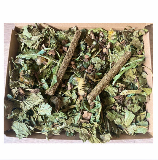 Autumn leaf forage box