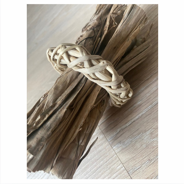 Banana leaf bundle